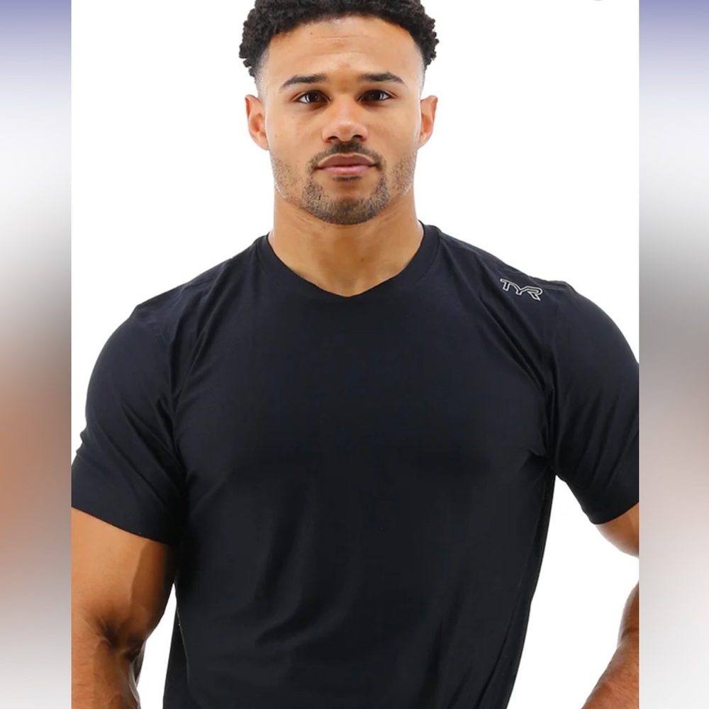 TYR Men's Black T-Shirt